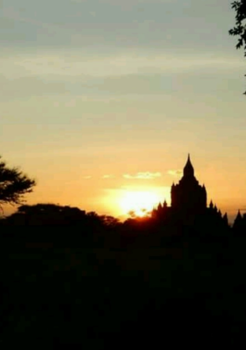 Bagan - Zonsondergang Bagan