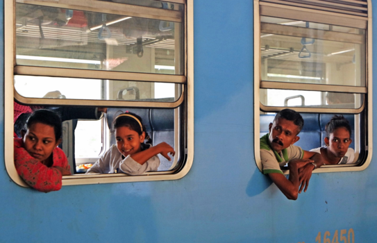 Nuwara Eliya - treinreis door de theeplantages, station Nanu Oya bij Nuwara Eliya