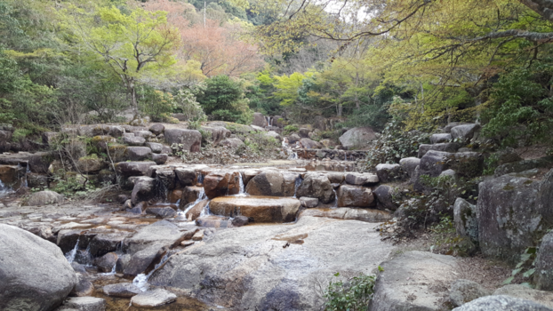 Miyajima - Waterval in het bos