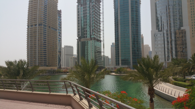 Dubai - Jumeirah lake