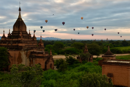 Myanmar - Bagan balloons and eagle