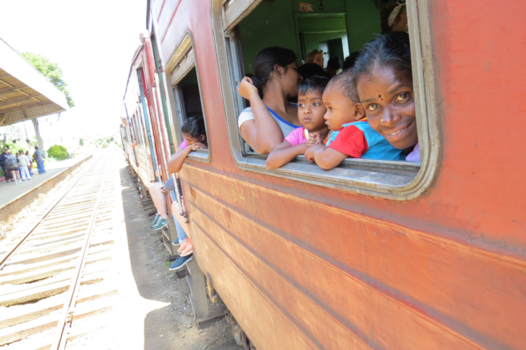 Sri Lanka - everyday train ride with friendly locals