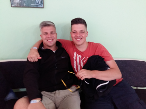 Turkije - 2 broers zelfde kapsel