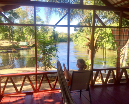 Rondreis Vietnam in vier weken - relaxen aan de rivier in het prachtige Sipaliwini Suriname