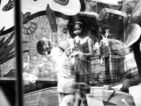 Shanghai - Black and white window dancing