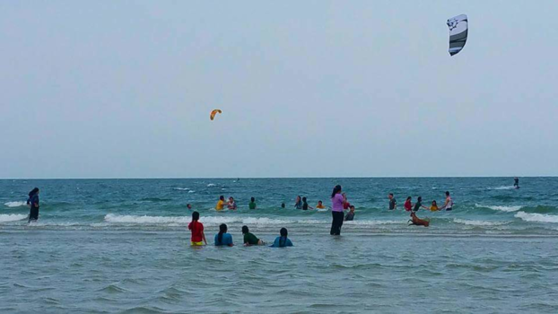 Bangkok - Uitstapje onder wakend oog