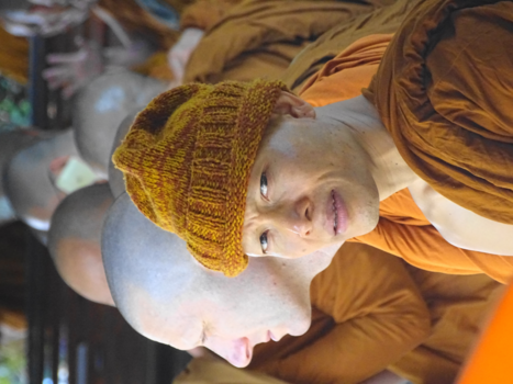 Thailand - Monnik in tempel bij Chiangmai