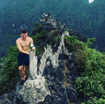 Rondreis Vietnam in vier weken - Climb some of the toughest mountains in tam coc