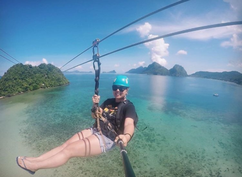 El Nido - Zip line to another island