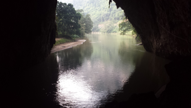 Rondreis langs de kust van Vietnam - Grot vietnam
