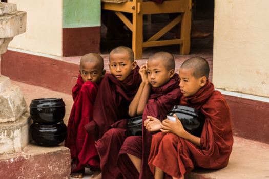 Bagan - Jonge boeddhistische monniken
