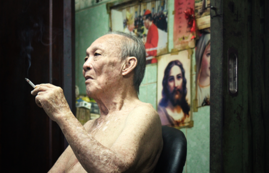 Ho Chi Minh Stad - Holy Smokes - Ho Chi Mihn