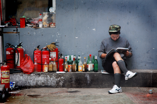 Beijing - Sambal bij? Hot sauce én brandblussers in de Hutongs