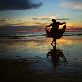Thailand - Dansen aan zee
