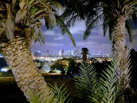 Tel Aviv en Jaffa - Uitzicht vanaf Jaffa op Tel Aviv