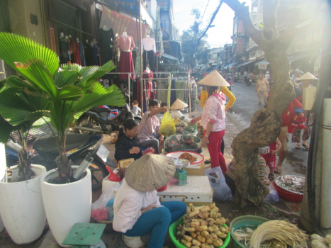 Vietnam - Versmarkten heb je overal.