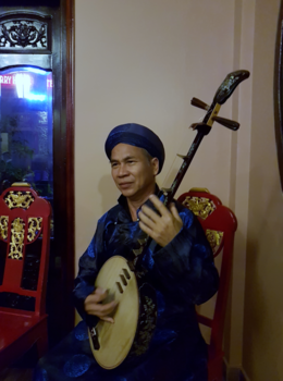 Vietnam - muzikant in vietnam