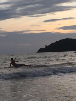 Pulau Langkawi - Jump, jump! (@Langkawi)