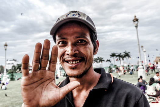 Phnom Penh - "sous-dey" (hello) - Riverside, Phnom Penh, Cambodia