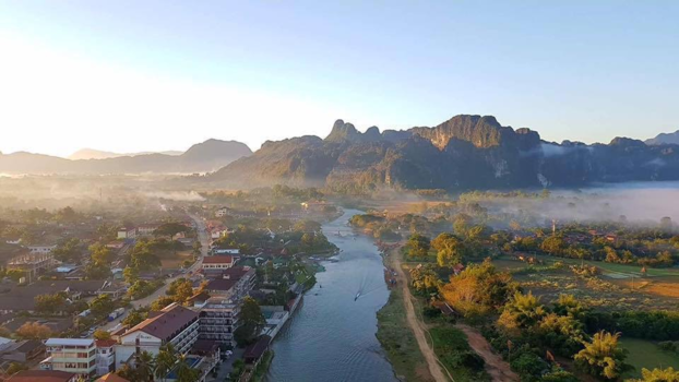 Luang Prabang - Luchtballonvaart boven Vang Vieng!