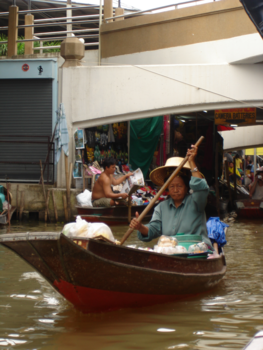 Rondreis Thailand in twee weken - markt op het water in Bangkok