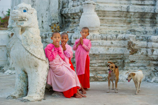 Mandalay - jonge monniken