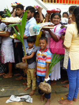 Sri Lanka - Offers brengen voor de Heilige Boom in Anuradhapura
