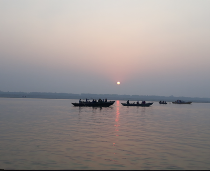 India - Zonsopkomst boven de Ganges