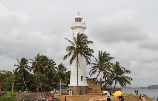 Sri Lanka - Hollandse vuurtoren tussen de palmen