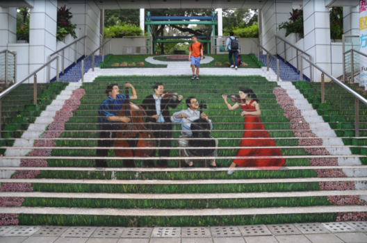 Hong Kong - Schildering gemaakt op trap. Geen naam.