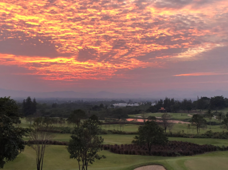 Hua Hin - Sundown over banyan golf course