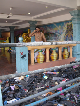 Maleisië - No shoes, please!