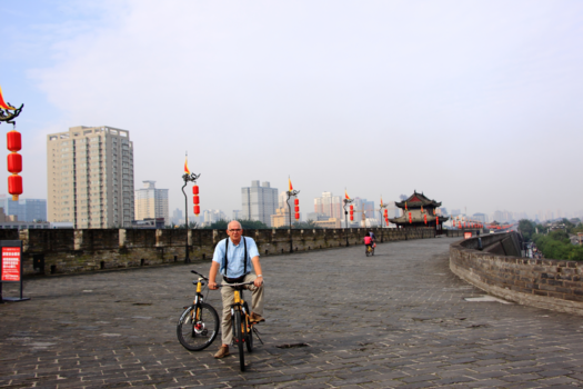 Shanghai - fietsend over de stadsmuur van Shanghai