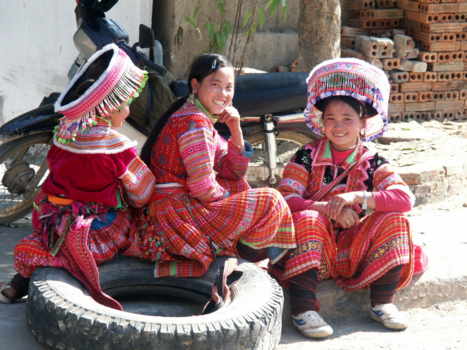 Vietnam - Flower Mhong meisjes