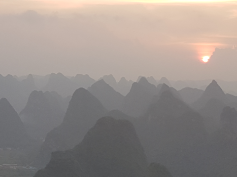 China - Karstgebergte Yangshuo Sunset