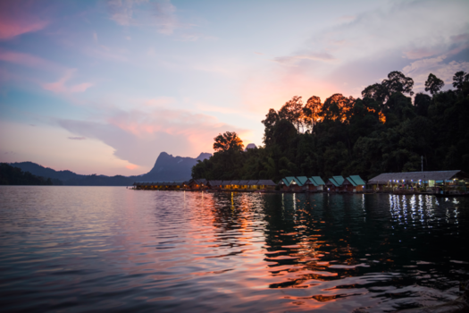 Thailand - Zonsondergang Khoa Sok national park