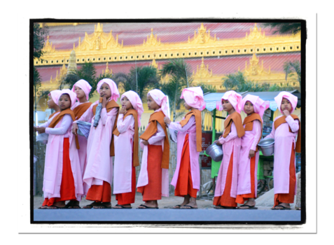 Myanmar - jonge novices in Mandalay