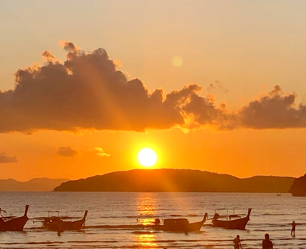 Rondreis Zuid-Thailand - Sunset  Railey Beach