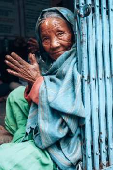 Nepal - NAMASTE lady in Blue ♡