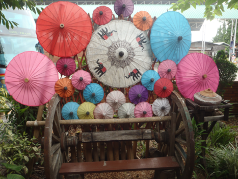 Thailand - vrolijke parasols