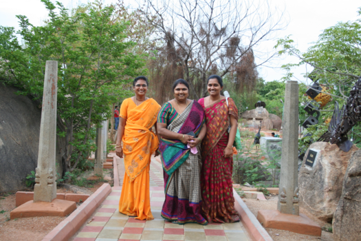 Hyderabad en Secunderabad - Dagje op stap in Shilparamam Park. Beelden en kunstmarkt in Hyderabad, India.