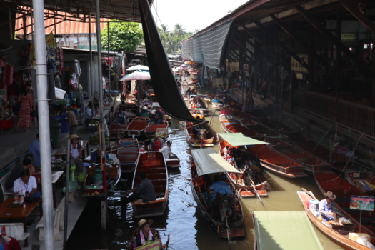 Hua Hin - Bedrijvigheid.