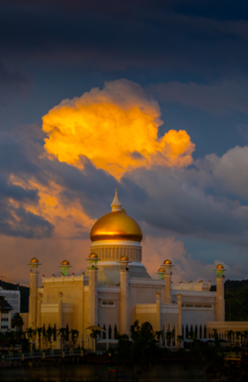 Brunei - Clouds of the sultan