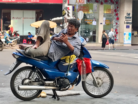 Rondreis Vietnam in vier weken - Typisch straatbeeld in Vietnam ( Saigon)