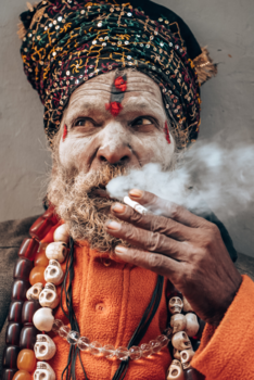India - Smoking Baba