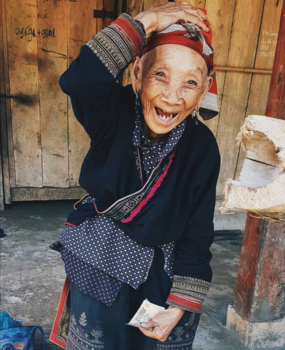 Vietnam - 99 year old woman still selling handmade bracelets