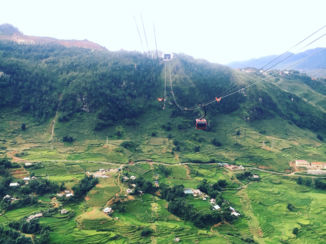 Vietnam - De kabelbaan naar fansipan mountain in Sapa.