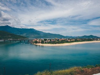 Vietnam - Hay Van Pass