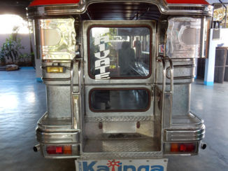 Filipijnen - Non- profit Foundation Kalinga suport education Papaya school, Apple Scholar Project en Pina Livelyhood Project for poorest kids of the slums