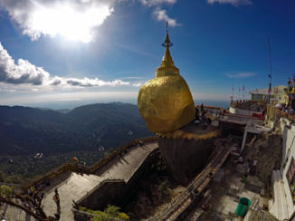 Myanmar - Golden Rock Mt Kyaiktiyo